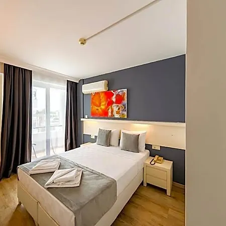 Z Cesme Hotel 2*